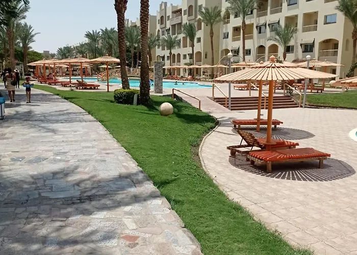 Apartman Adel At Alkarma Resorts& Aquapark Gurdaka