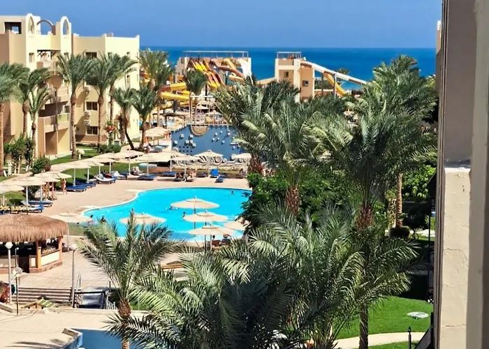 Adel At Alkarma Resorts& Aquapark Apartman
